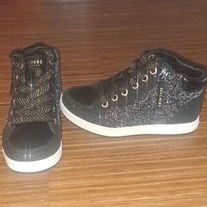 BRAND NEW Skechers Shoutouts 2.0 Black High-Top Sneakers Glitter Zipper
